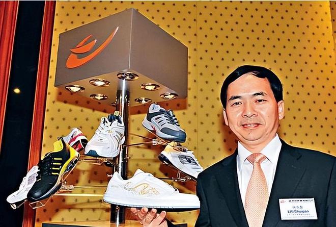 鞋如今却很少有人问津谁在盲目跟风新利娱乐曾被捧上天的4种国产运动(图15)