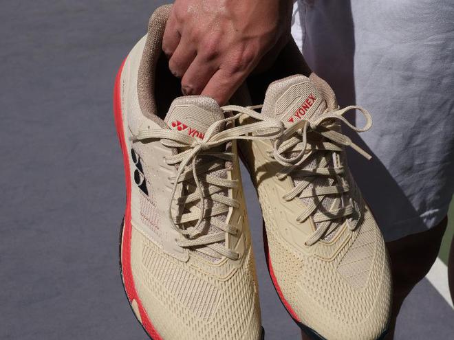25春季新款网球鞋——网球爱好者的全能之选新利娱乐YONEX AD Accel 20(图6)