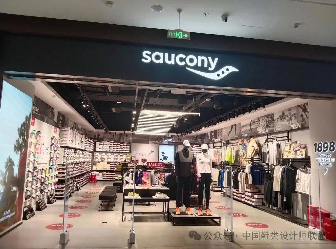 场的质量与科技竞争新利体育登录跑鞋市(图7)