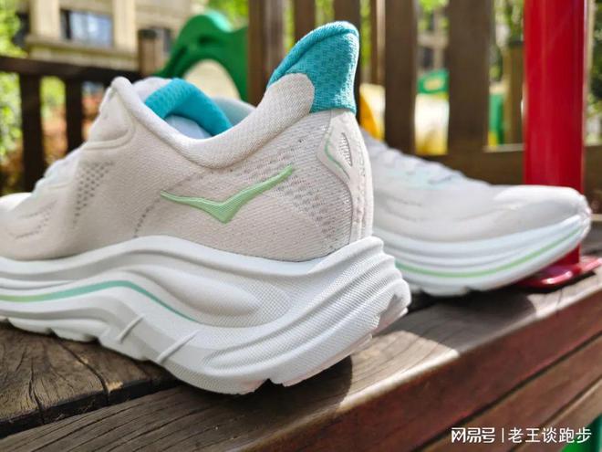 10：恰到好处的卓越跑鞋HOKA CLIFTON(图5)